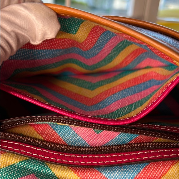 Dooney & Bourke Blue and Tan Crossbody Bag Pre-Loved - Picture 12 of 17